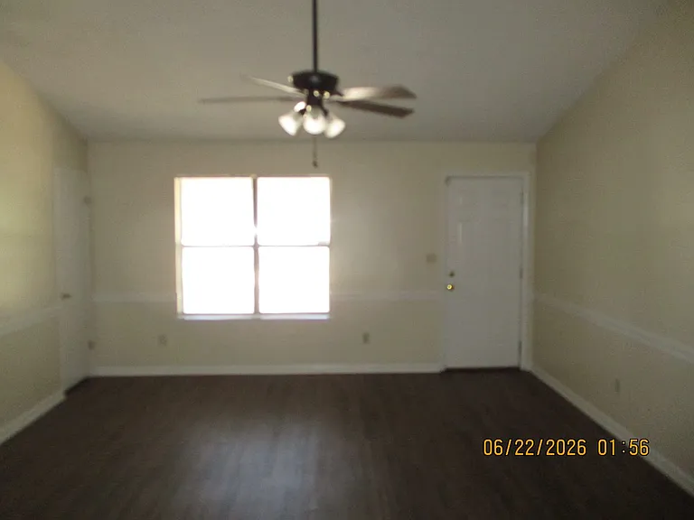 1904 Elkhorn Ln #B — Photo 10