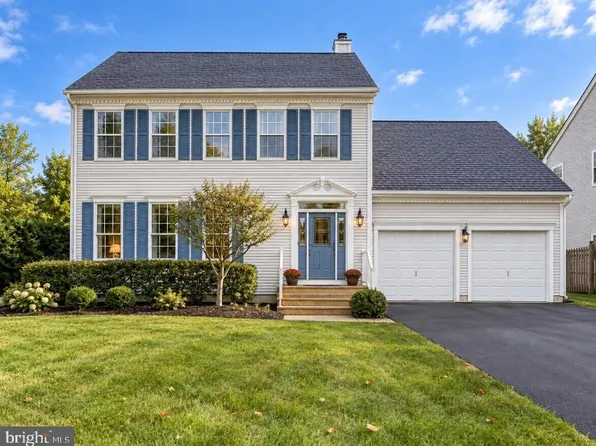 1 Wyckoff Dr, Pennington, NJ 08534