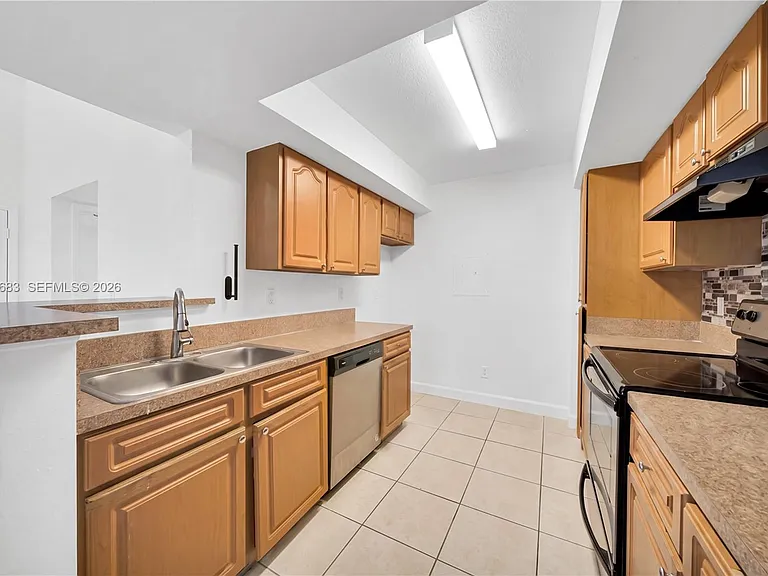 15070 SW 103rd Ln #2201 — Photo 8