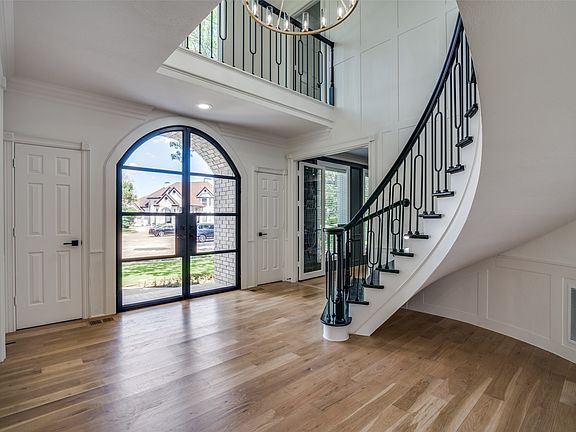 3rd image of 200 Krohn Ct