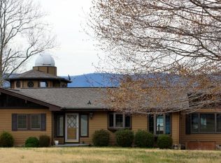 1742 Planters Dr, Huddleston, VA 24104