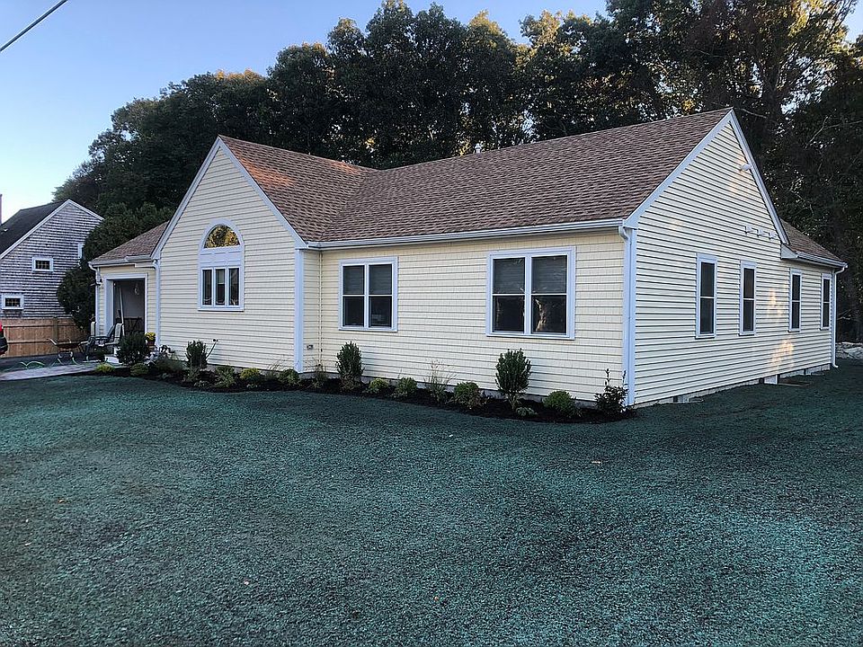 2nd image of 102 Edward Rd