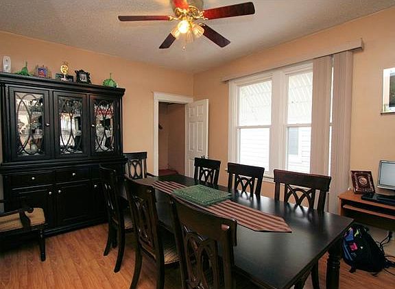 3rd image of 4148 Wilmington Ave