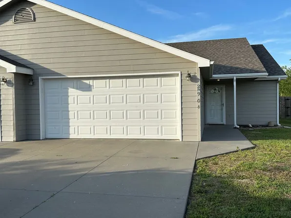 2904 Brookville Dr, Manhattan, KS 66502