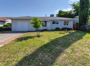 2729 Aramon Dr, Rancho Cordova, CA 95670