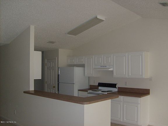 2nd image of 3398 Westfield Dr