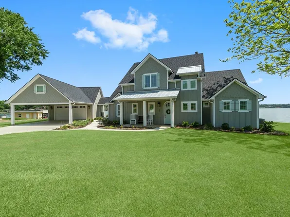 290 Indian Falls Ln, Livingston, TX 77351