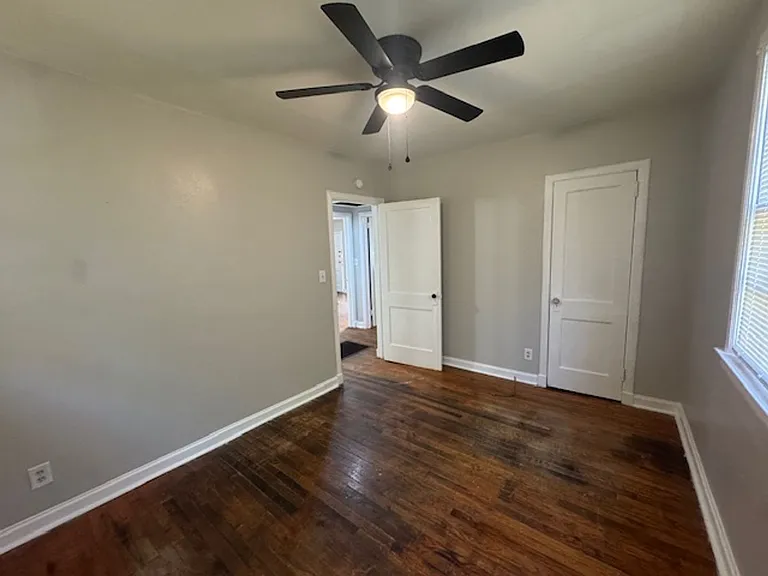 319 Olivia Ct — Photo 14