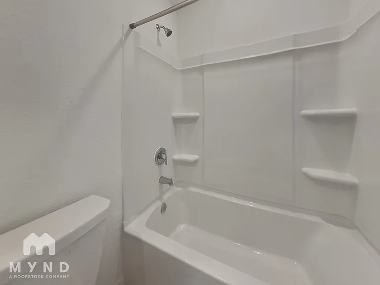 10607 Aqueduct Crk — Photo 20
