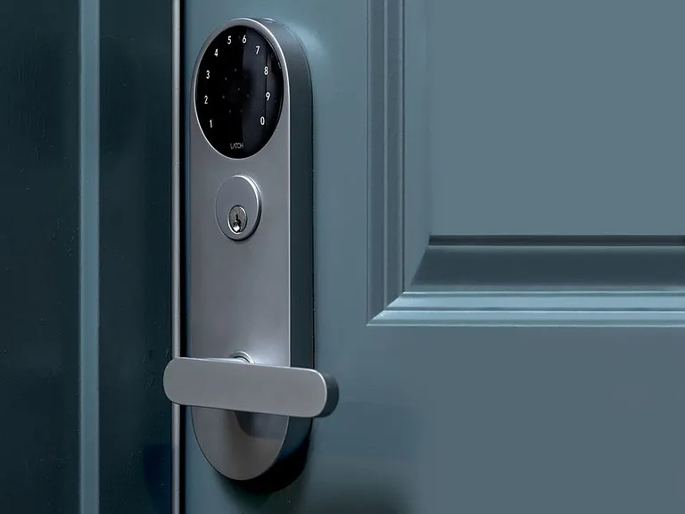 Latch electronic lock on all apartment homes