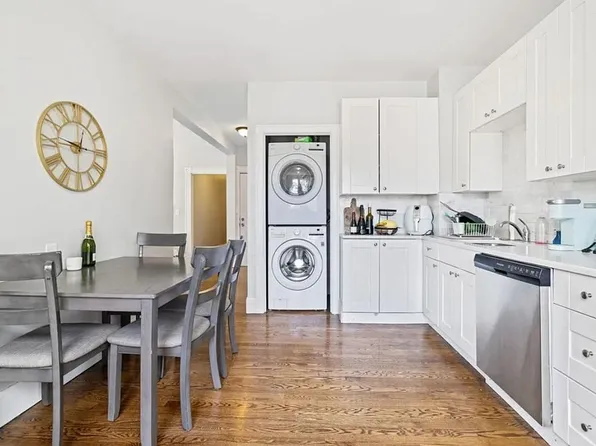 10 Crescent Ave #1, Dorchester, MA 02125