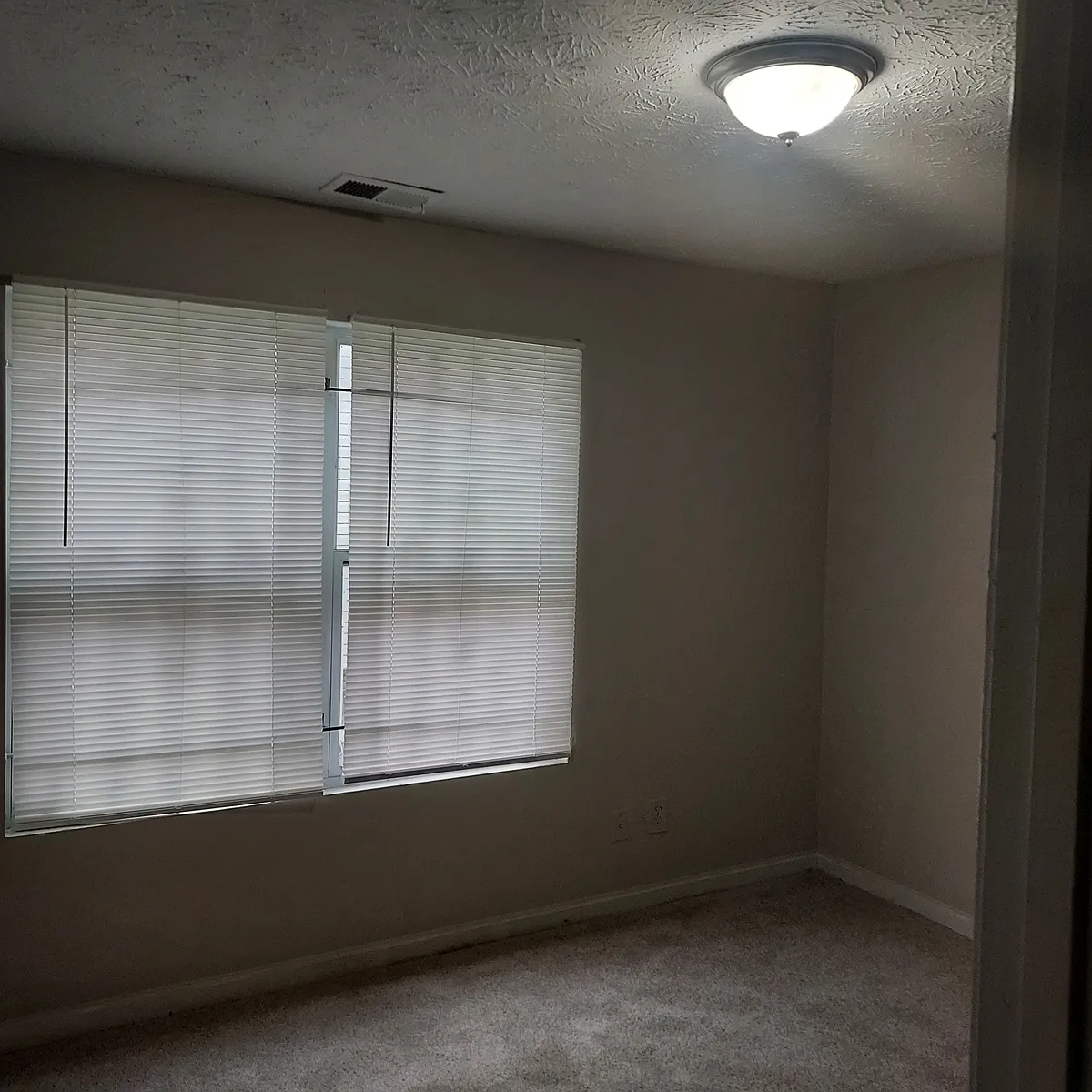 Building Photo - 3101 Waldrop Pl #1