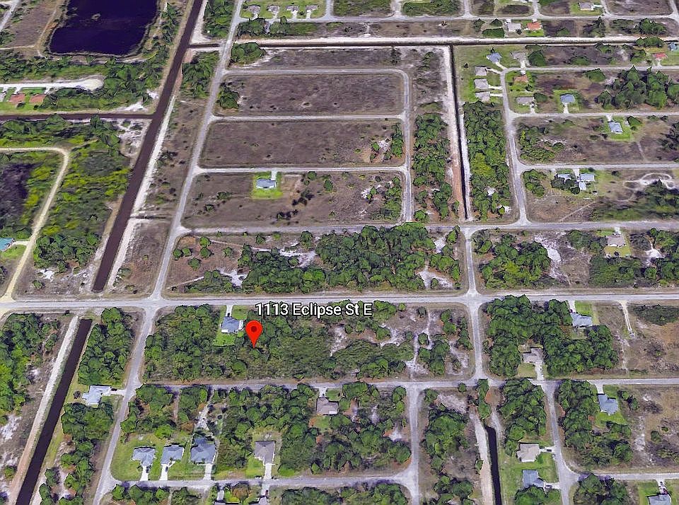 2nd image of 1113 Eclipse St E