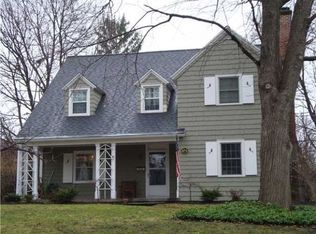 104 Shoreham Dr, Rochester, NY 14618