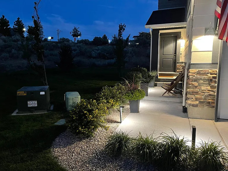 741 W Gallant Dr — Photo 32