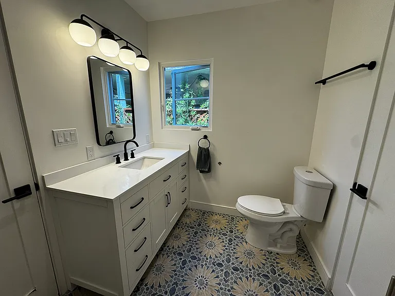 241 Ruth Ave — Photo 40