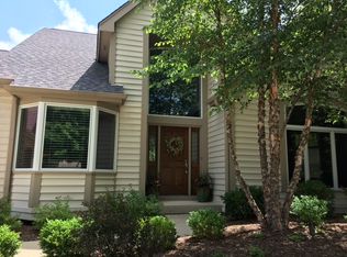 1371 Cranbrook Cir, Aurora, IL 60502