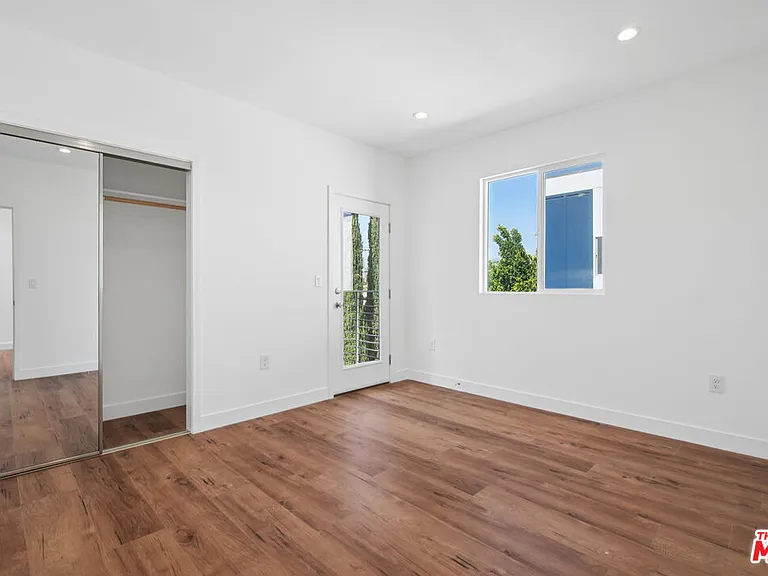 6334 1/2 Beck Ave — Photo 18