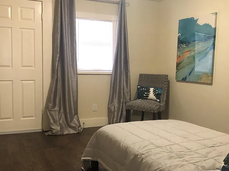 603 Devine St #1 — Photo 17