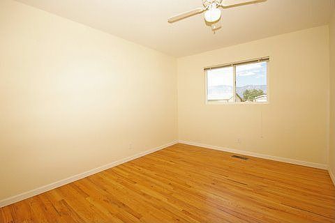 upstairs 2nd Bedroom