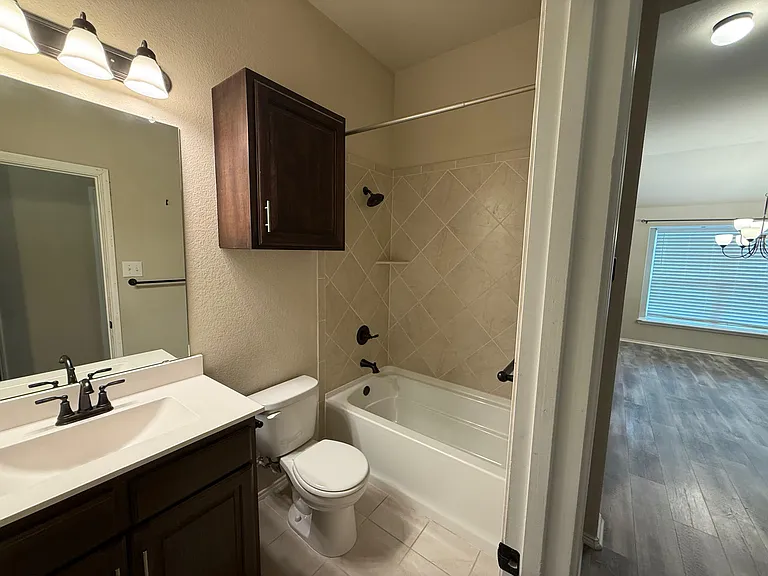2517 Hadley St — Photo 17