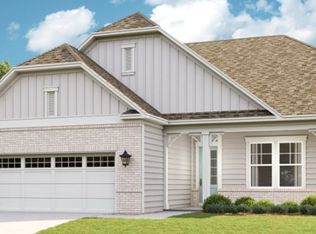 20 Club Cresswind Dr, Newnan, GA 30263