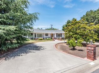 10671 Groveland Dr, Los Altos, CA 94024
