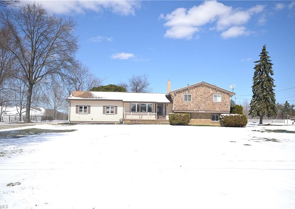 1st image of 1035 Skyland Dr