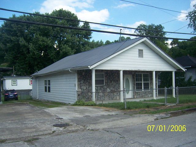 1st image of 12 Frazier Ave