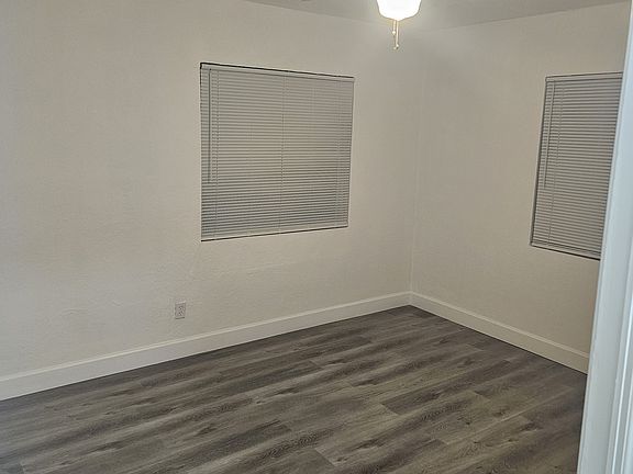 4th image of 419 40th Ave S #B