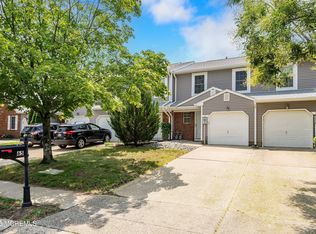 65 Holly Dr, Eatontown, NJ 07724