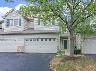 2203 Gallant Fox Cir, Montgomery, IL 60538