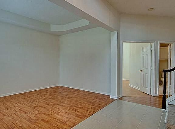 3rd image of 429 Durrand Oak Dr