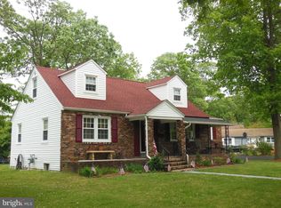 29 E Branch Ave, Pine Hill, NJ 08021