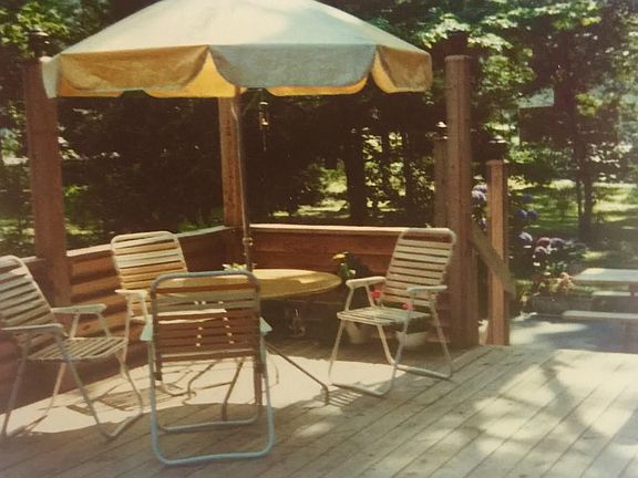 3rd image of 209 W Montesano Dr