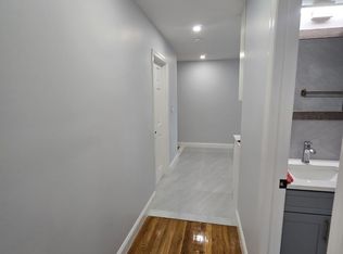 (Undisclosed Address), Little Neck, NY 11362
