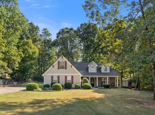 270 Mona Ct, Winder, GA 30680