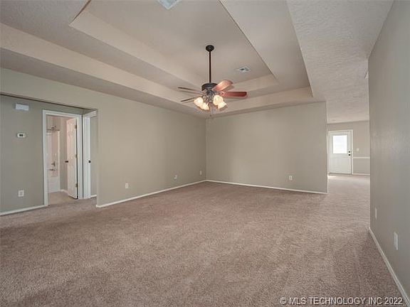 4th image of 23930 E King Ct