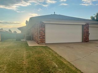 1112 Summerton Pl, Yukon, OK 73099