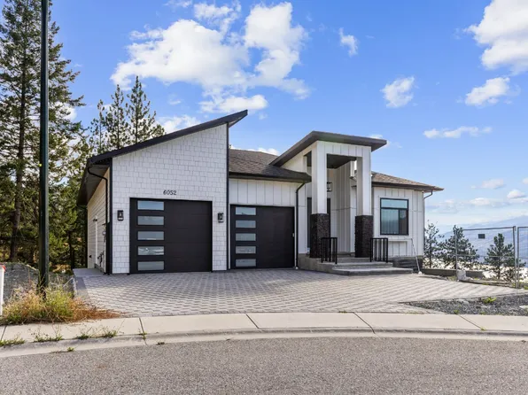6052 Gerrie Rd, Peachland, BC V0H 1X4