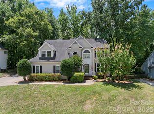 8610 Forest Shadow Cir, Cornelius, NC 28031