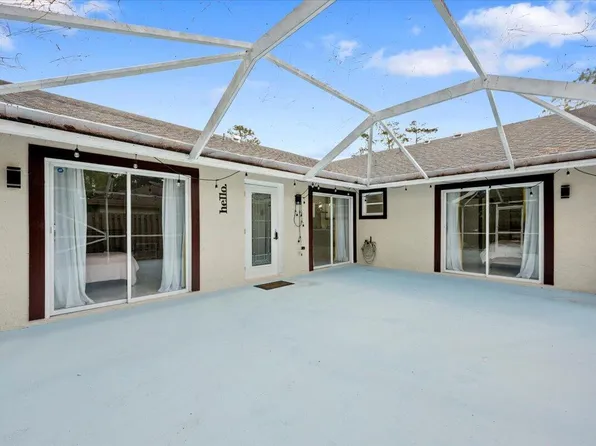 1329 Periwinkle Pl, Wellington, FL 33414