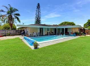 216 NE Mainsail St, Port Saint Lucie, FL 34983