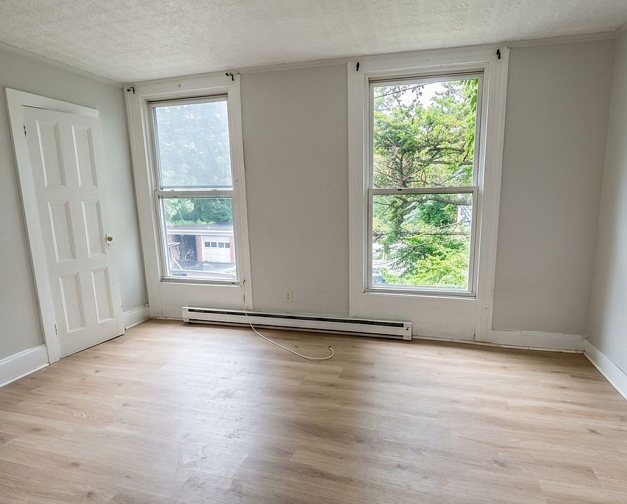 1st image of 206 Union St APT 7