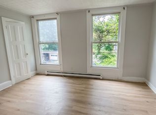 206 Union St APT 7, Schenectady, NY 12305