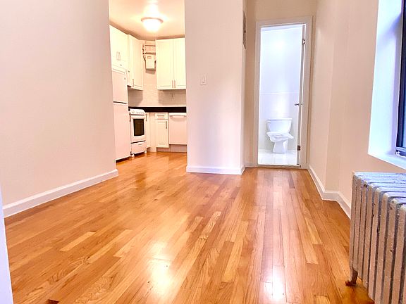 3rd image of 506 E 82nd St APT 6