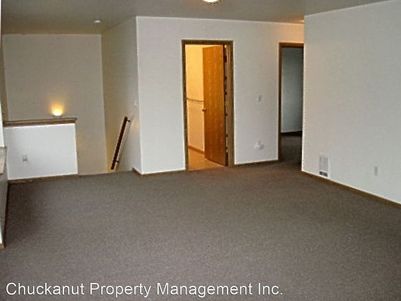 4th image of 2306 Xenia St