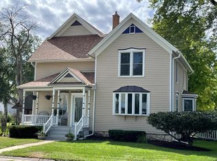 103 E Lake St, Silver Lake, WI 53170