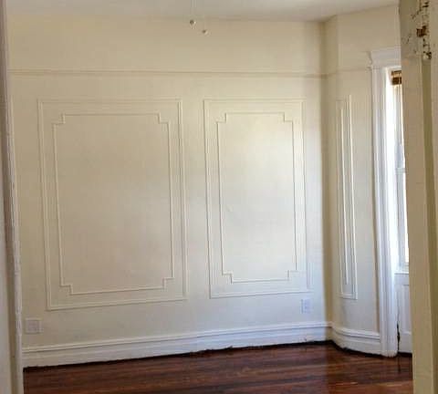 2nd image of 105 E 31st St