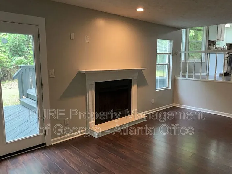 3227 Stonewall Dr NW — Photo 13